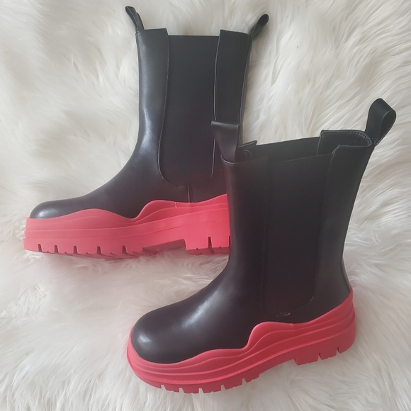 Boots - Picture 1 of 6